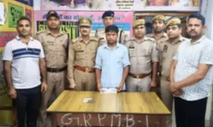 नौचंदी एक्सप्रेस में 12 लाख के जेवर चोरी, कोच अटेंडेंट गिरफ्तार