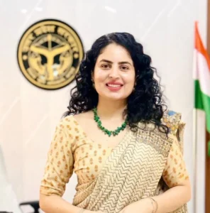 जिला पूर्ति अधिकारी समेत पांच पर धोखाधड़ी का मुकदमा